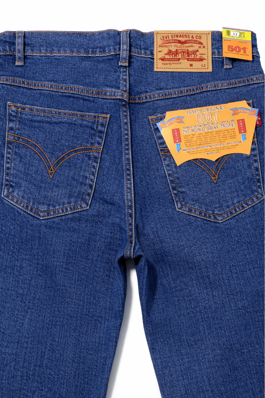Classic Blue Denim Jeans Back Pocket Fabric Detail by Eliteez Pakistan