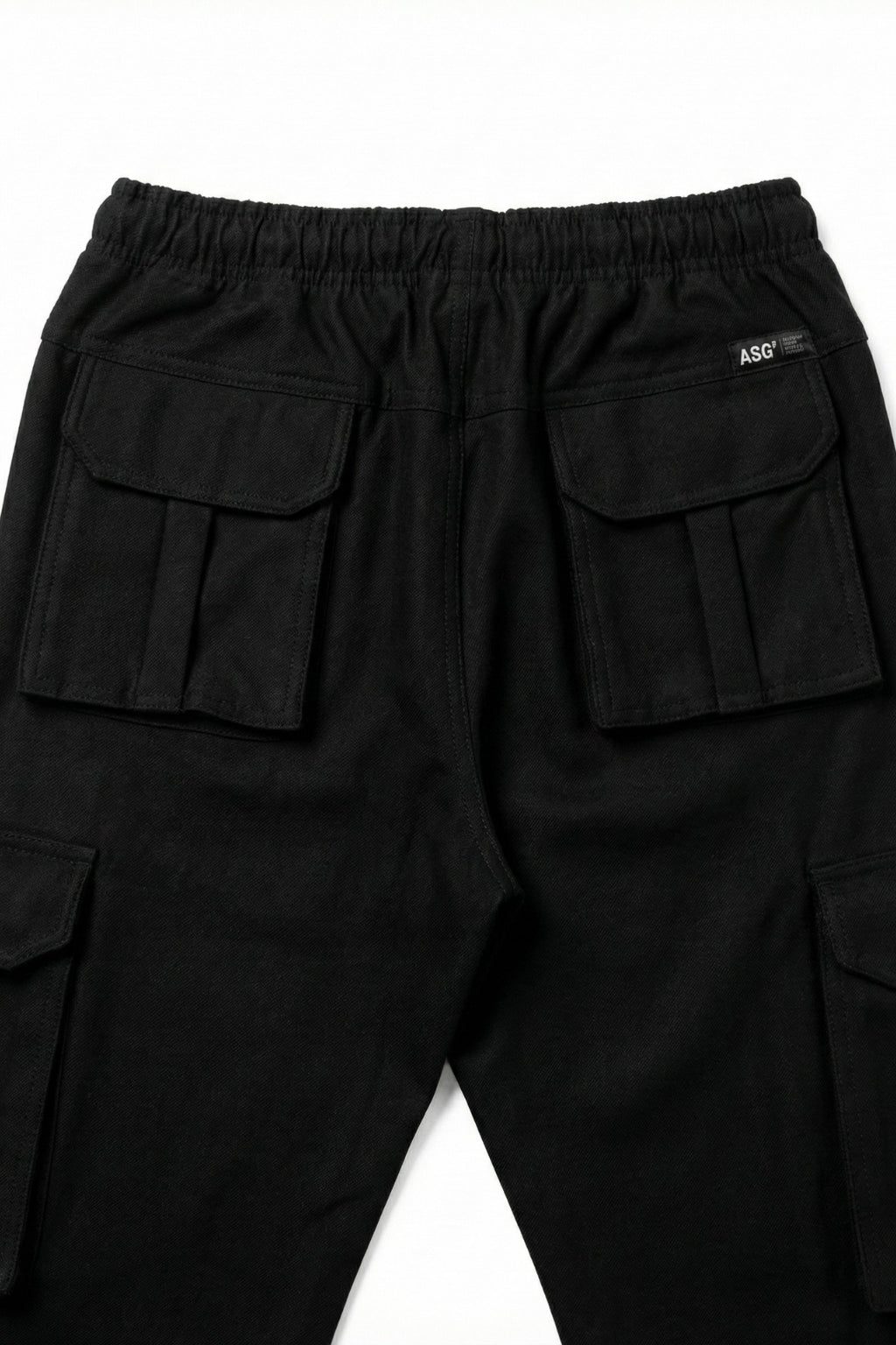 Close-up of drawstring waistband on Eliteez Baggy Cargo Jogger Black