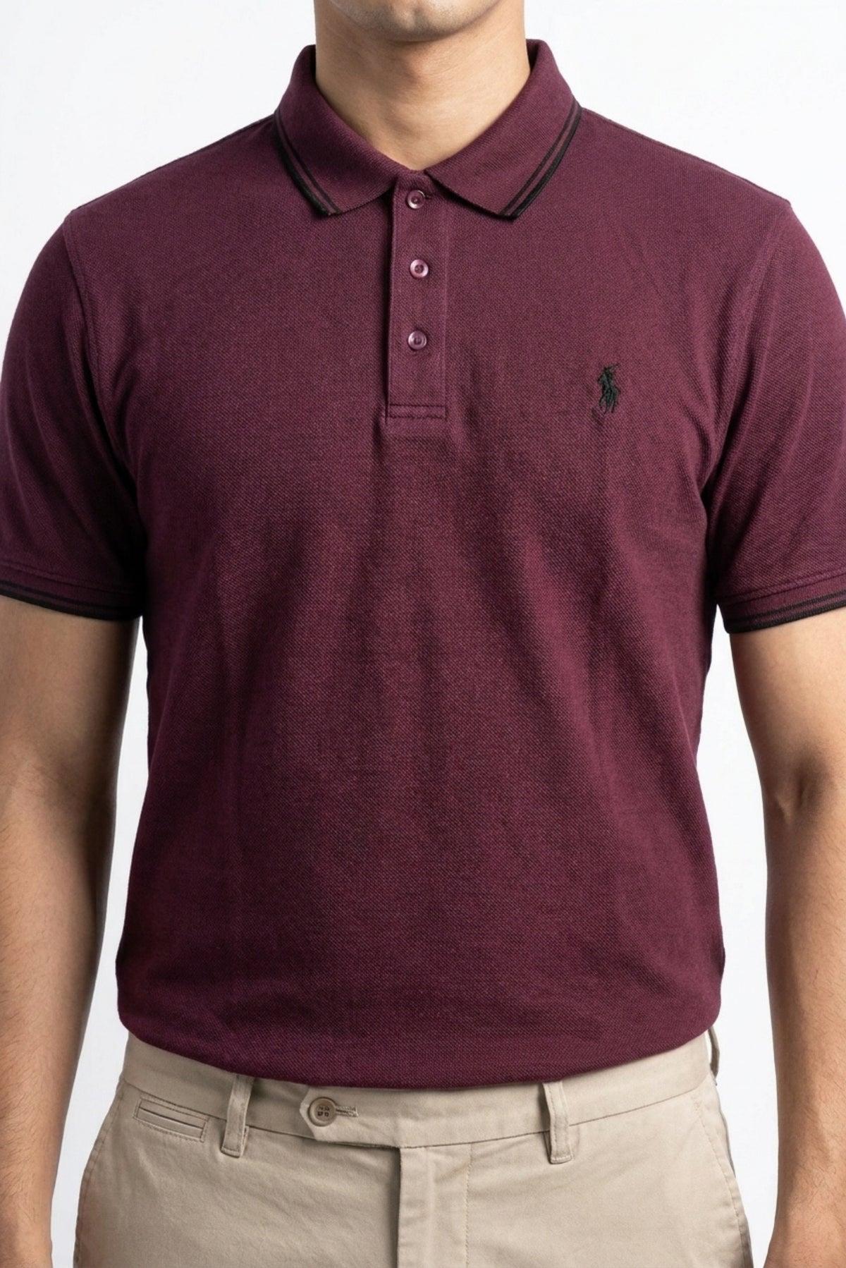 Eliteez Piqué Polo Rider in Burgundy, front view on model