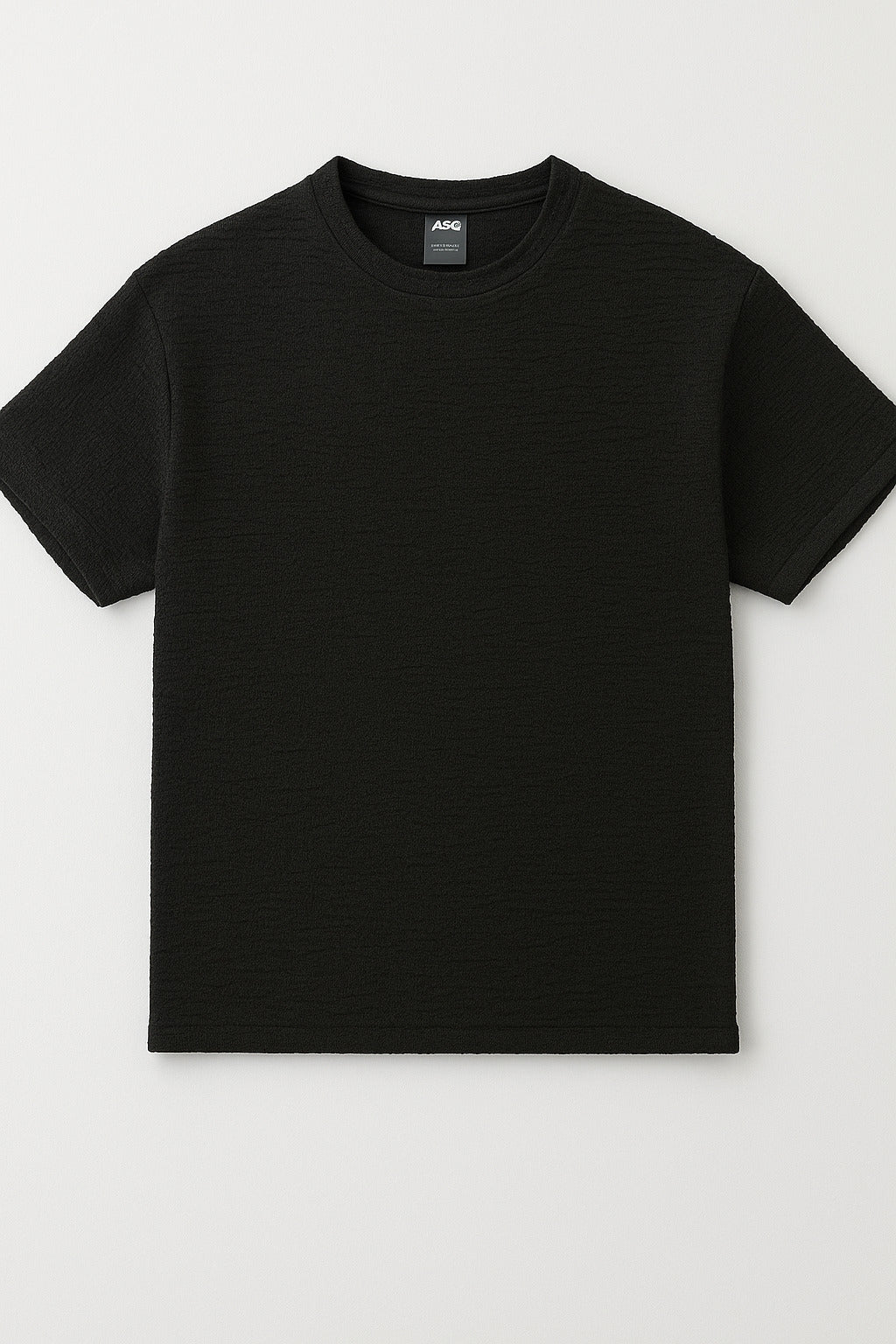 Close-up of crinkle texture fabric on Eliteez ShadowWeave T-Shirt Jet Black