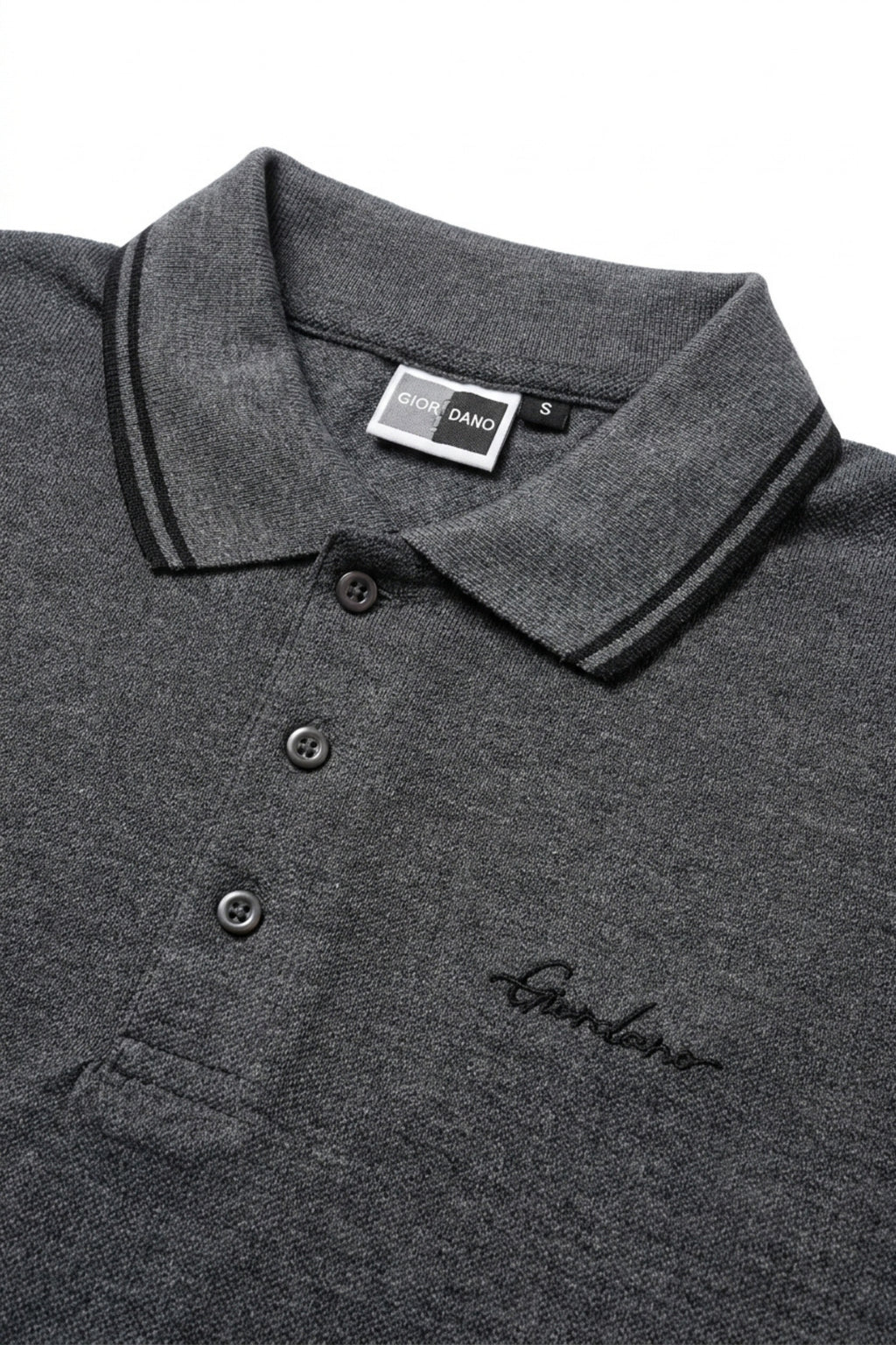 Close-up of twin-tip collar detail on Eliteez Signature Polo Steel Grey