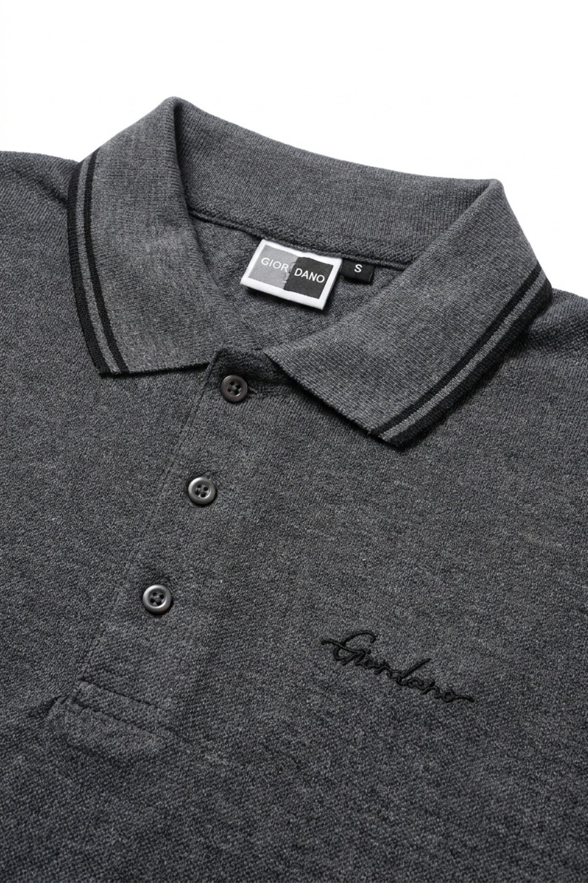 Close-up of twin-tip collar detail on Eliteez Signature Polo Steel Grey