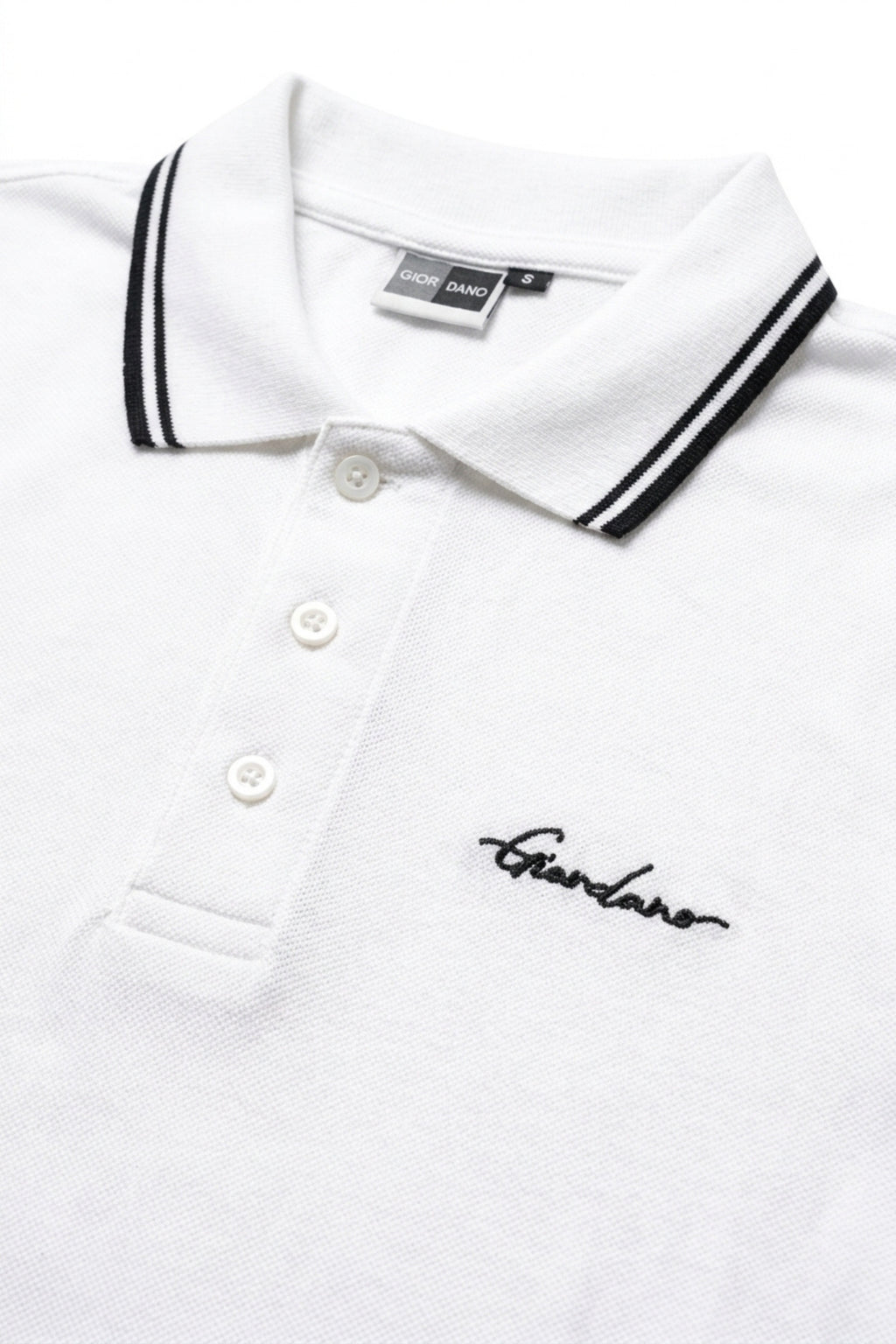 Close-up of twin-tip collar detail on Eliteez Signature Polo White